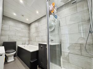 Photo 1- click for photo gallery